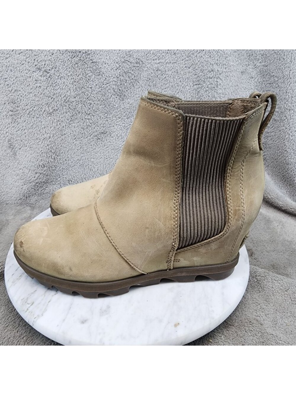 Sorel Shoes Womens Size 8.5 Joan Of Artic Wedge Tan Leather Chelsea Boots *Read*